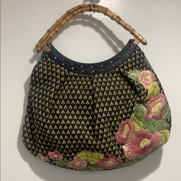 Gucci Handbags - Rare Gucci Bamboo Handle Wicker Raffia Bag